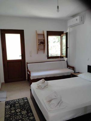 Harmonia Apartment Самотраки Екстериор снимка